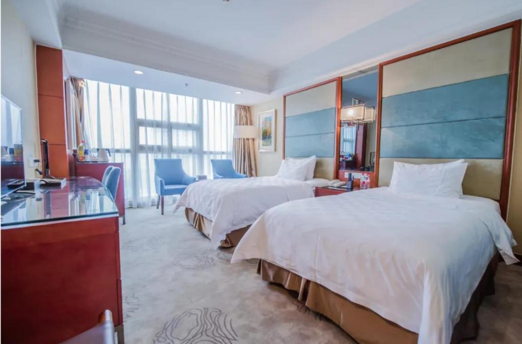 Linyi Blue Horizon Intenational Hotel Exterior photo