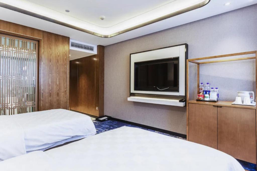 Linyi Blue Horizon Intenational Hotel Exterior photo